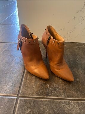 Enzo Angiolini Tan Studded Pointed-Toe Ankle Booties